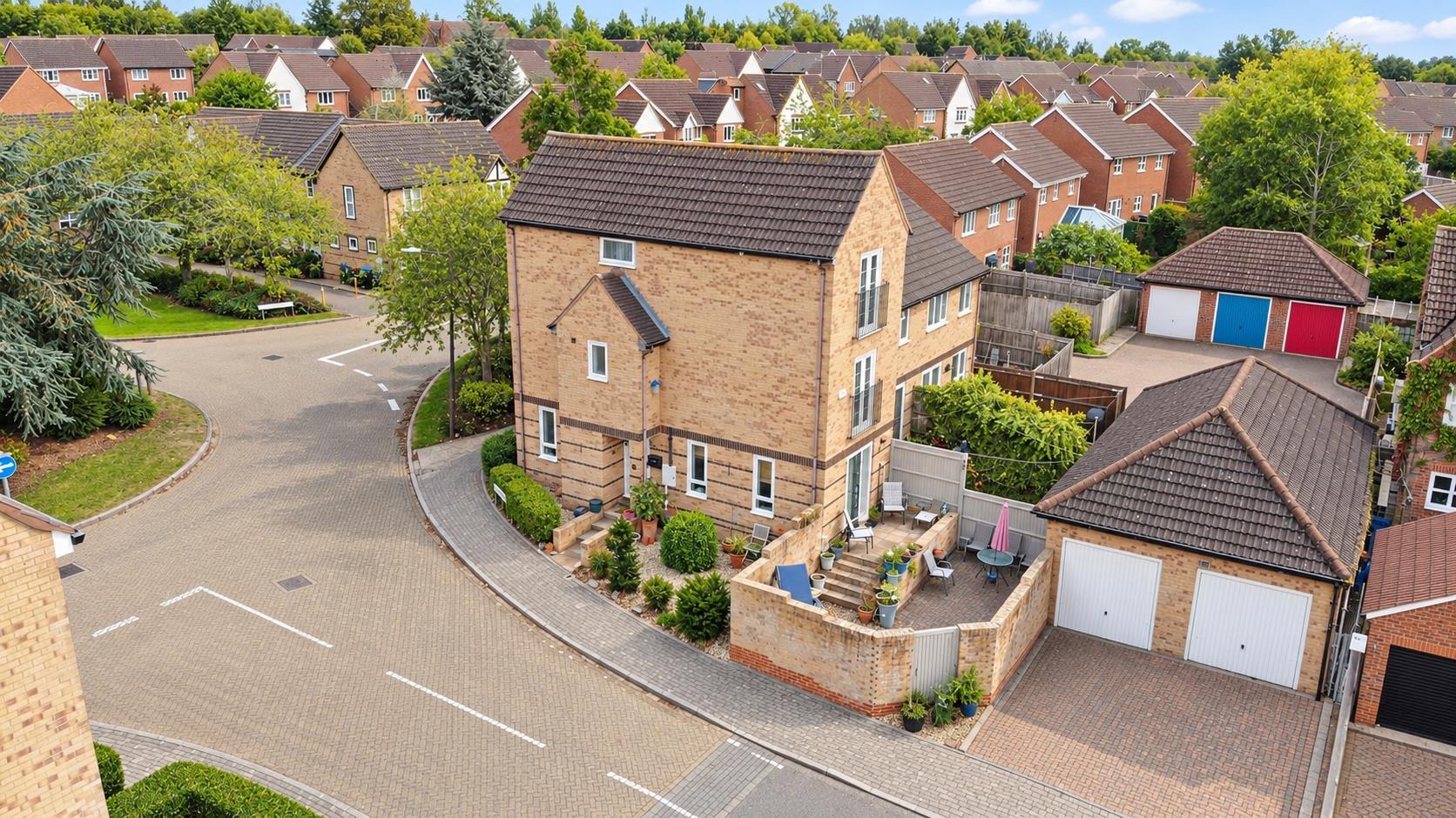 3 bed property in Dodman Green, Milton Keynes